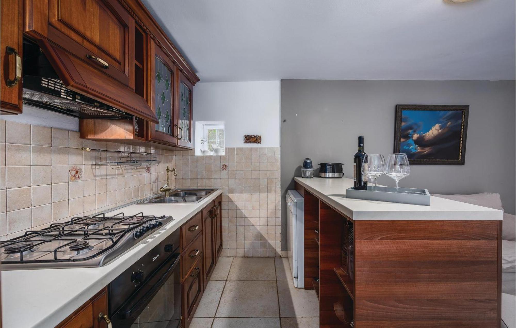 Nice Home In Bale With House A Panoramic View المظهر الخارجي الصورة